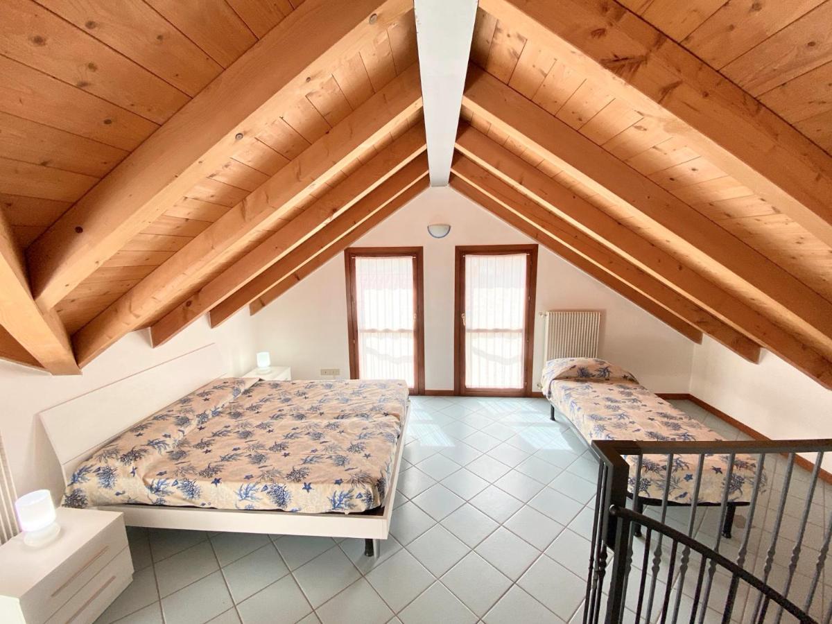 Villa Santin Carraro Immobiliare - Family Apartments Лидо ди Йезоло Екстериор снимка