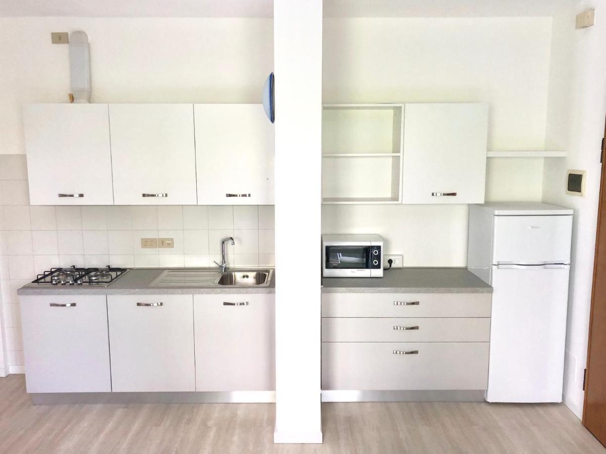 Villa Santin Carraro Immobiliare - Family Apartments Лидо ди Йезоло Екстериор снимка